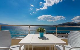 Blue Sea Apartments